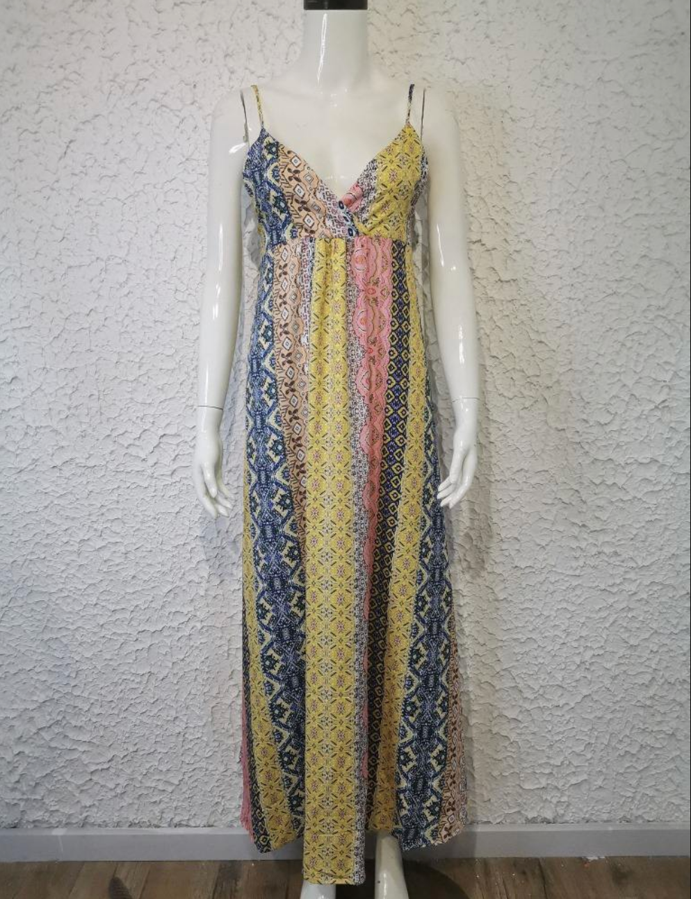 Summer Beach V-Neck Boho Dress – Flirty, Breezy & Effortlessly Chic