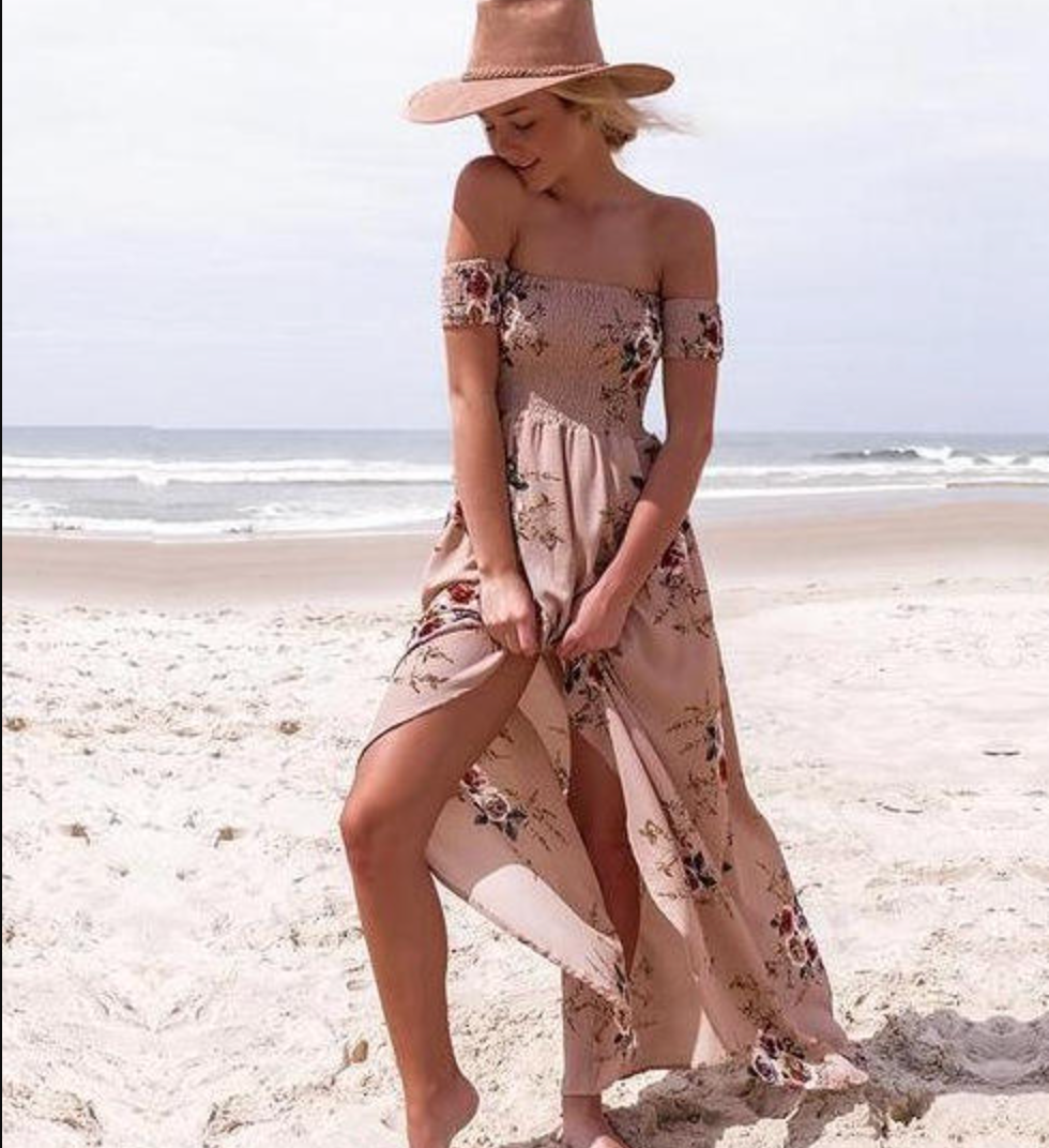 Off-Shoulder Maxi Dress – Romantic, Feminine & Effortlessly Elegant
