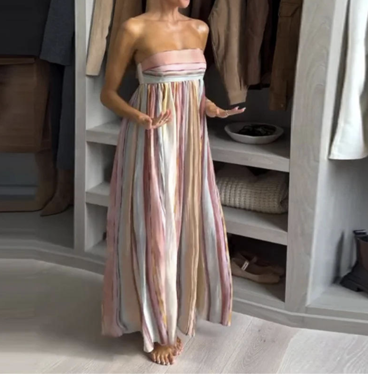 Elegant Waist-Pleated Printed Maxi Dress – Feminine & Sophisticated