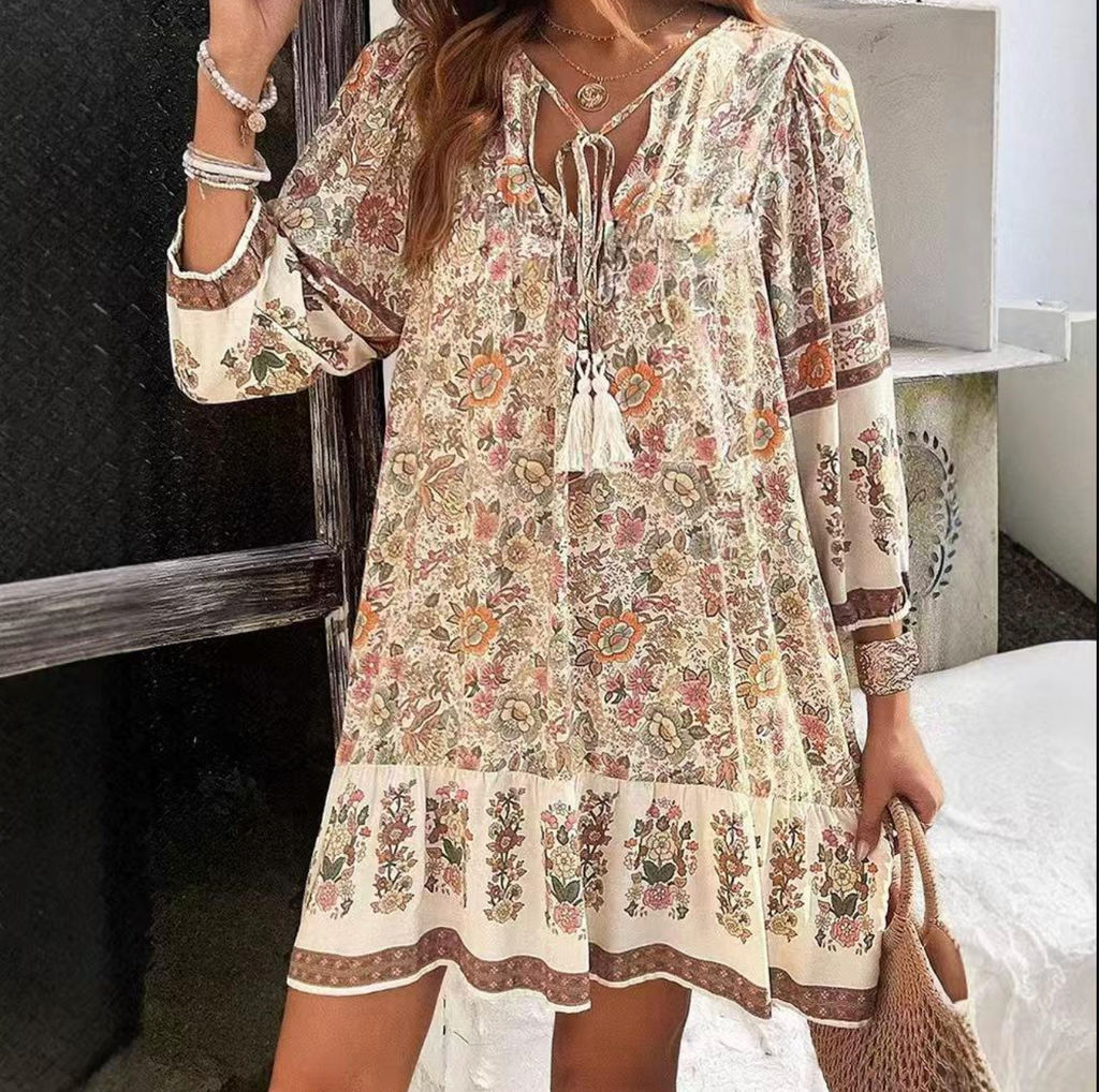 Bohemian V-Neck Floral Mini Dress – Feminine, Flirty & Effortlessly Chic